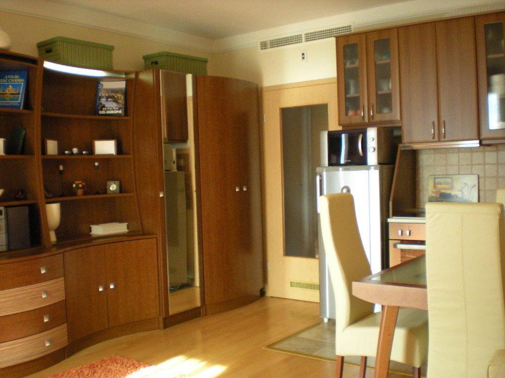 Apartman Golf Lux Bük 객실 사진