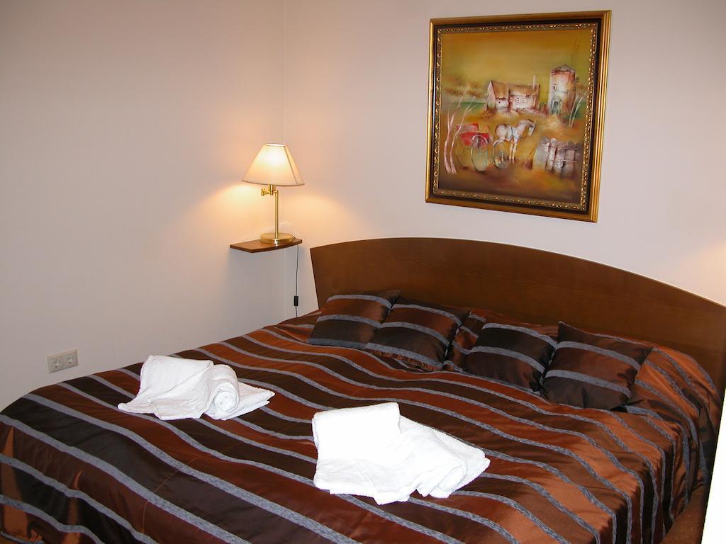 Apartman Golf Lux Bük 객실 사진