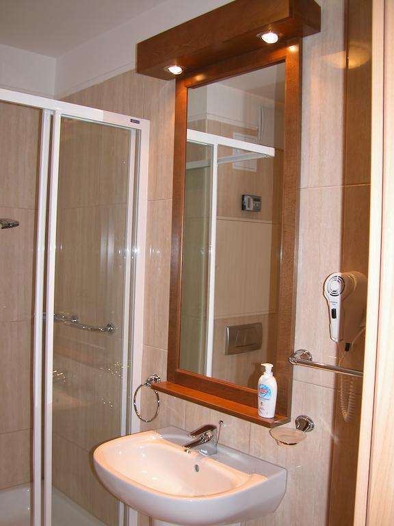 Apartman Golf Lux Bük 객실 사진